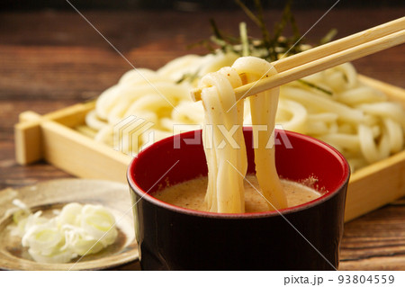 ごまだれのざるうどん 93804559