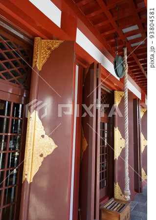 蓼科山 聖光寺(たてしなさん しょうこうじ)「本州で最も遅いソメイヨシノ」が見られる桜の名所である 蓼科山 聖光寺(たてしなさん しょうこうじ)「本州で最も遅いソメイヨシノ」が見られる桜の名所である 93804581