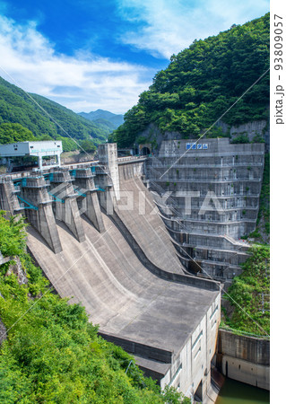 薗原ダム 薗原湖 初夏の風景 薗原ダム 薗原湖 初夏の風景 93809057