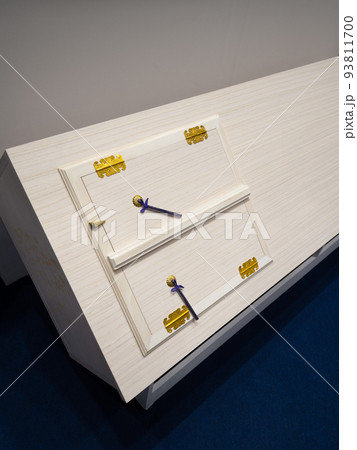 木製の棺桶 木製の棺桶 93811700