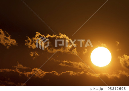 賢島大橋からの夕日(三重県志摩市) 93812698