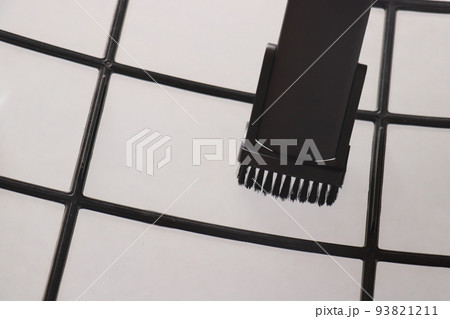空気清浄器のフィルタを掃除 93821211