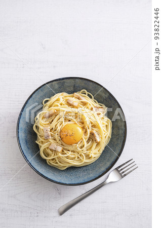 カルボナーラパスタ カルボナーラパスタ 93822446