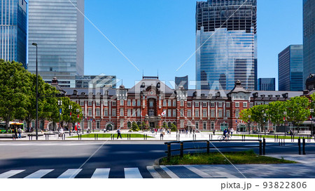 行幸通りから東京駅丸の内駅舎 93822806