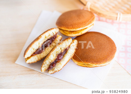 和菓子 どら焼き 和菓子 どら焼き 93824980