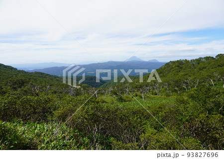 オロフレ峠展望台から見る羊蹄山と尻別岳 オロフレ峠展望台から見る羊蹄山と尻別岳 93827696