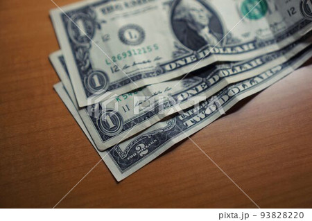 米ドル 米ドル 93828220