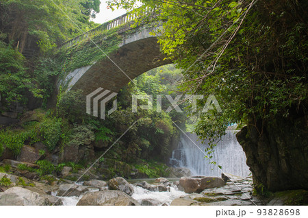 脊振眼鏡橋 93828698