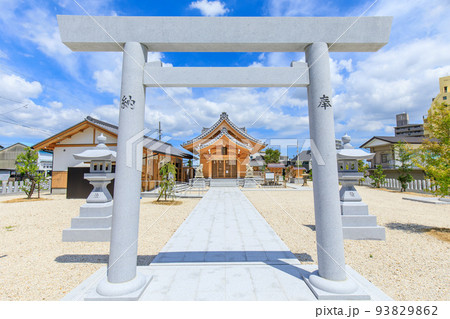 大府市　新しくなった金メダル神社（八ツ屋神明社） 93829862