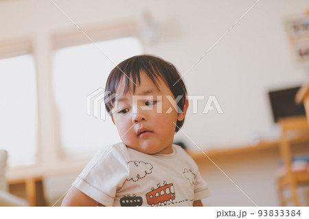 2 years old 2 years old 93833384