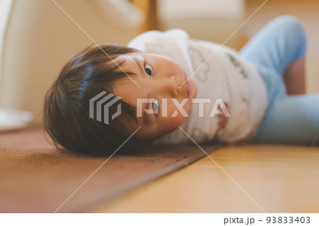 2 years old 2 years old 93833403