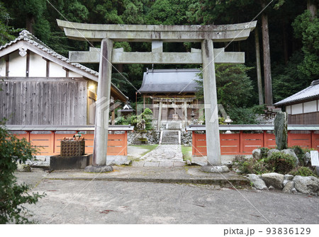 高天彦神社の鳥居 93836129