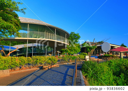 【香川県】晴天の屋島山上拠点施設（やしまーる） 93836602