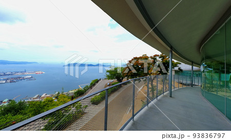 屋島山頂やしまーるからの女木島2 屋島山頂やしまーるからの女木島2 93836797