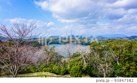 巨塔がそびえる廃虚軍事施設「針尾送信所」長崎県佐世保市 93847382