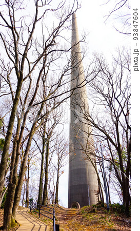 巨塔がそびえる廃虚軍事施設「針尾送信所」長崎県佐世保市 93847604