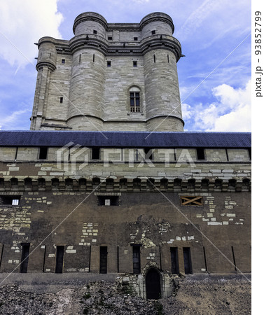 French royal fortress in the town of Vincennes 93852799