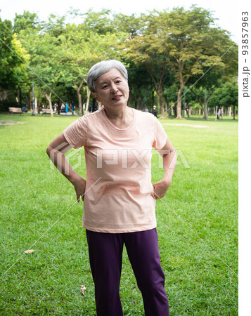 女性 メス 急性 93857963