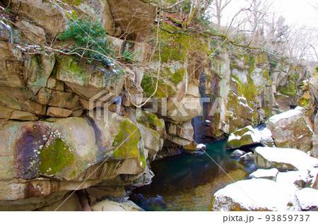 冬の秋保磊々峡(宮城県仙台市) 冬の秋保磊々峡(宮城県仙台市) 93859737