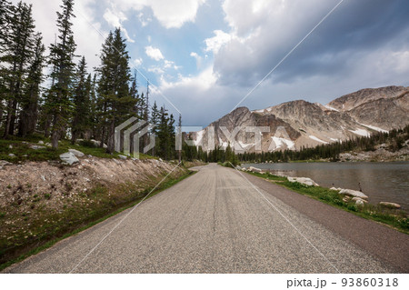 Road in mountains 93860318