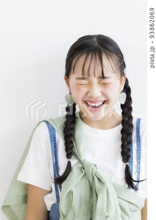 10代女の子の私服ポートレート 中学生 高校生 10代女の子の私服ポートレート 中学生 高校生 93862069