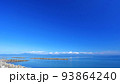 野付半島の海岸線からみた知床半島 93864240