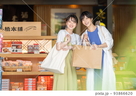 女子旅 買い物 旅行 女子旅 買い物 旅行 93866620