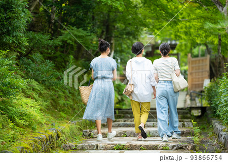女子旅　旅行　 93866754