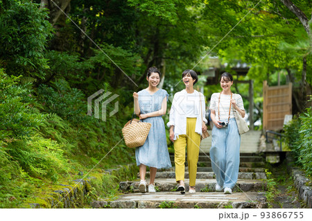 女子旅　旅行　 93866755