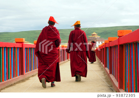 アチェンガルゴンパ(中国四川省・東チベット) アチェンガルゴンパ(中国四川省・東チベット) 93872305