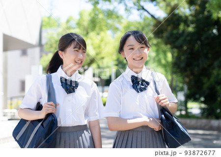 学生のポートレート 93872677