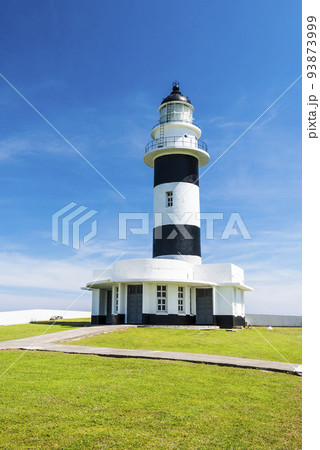 Building view of Dongjiyu Lighthouse in Penghu, Taiwan. This is the second lighthouse built by the Japanese in the Penghu Islands. Building view of Dongjiyu Lighthouse in Penghu, Taiwan. This is the second lighthouse built by the Japanese in the Penghu Islands. 93873999