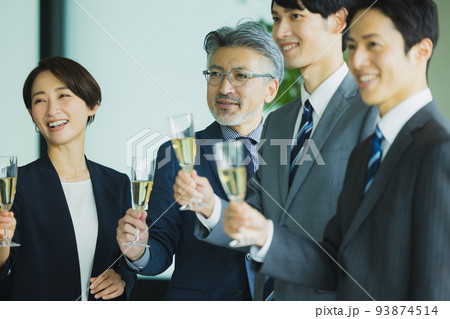 ビジネス　乾杯 93874514