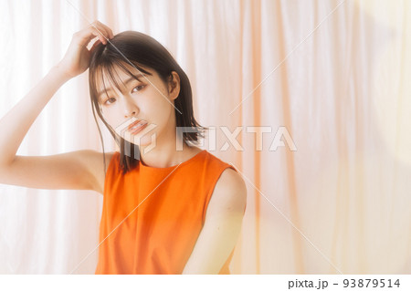 ヘアスタイル　ビューティーイメージ 93879514