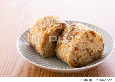 地鶏おにぎり 93882722
