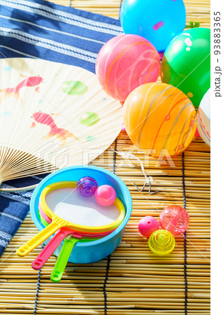 金魚すくい スーパーボールすくい 水風船 93883365