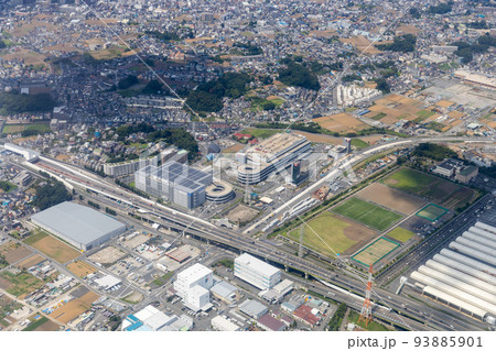 埼玉県和光市の東京北部郵便局付近を空撮 93885901