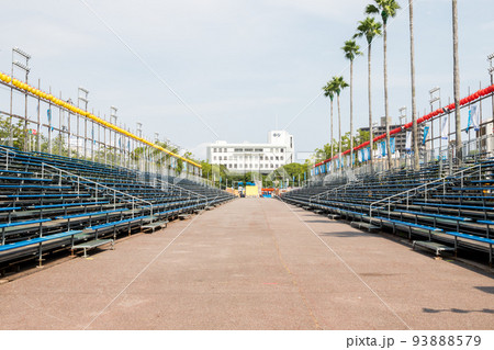 【阿波踊り】祭り前の藍場浜演舞場の桟敷席 【阿波踊り】祭り前の藍場浜演舞場の桟敷席 93888579