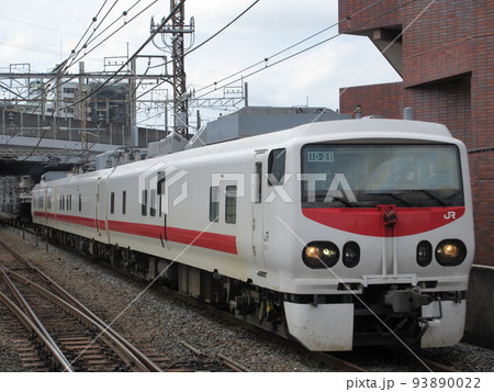 武蔵浦和駅をゆくキヤE193系 East i-D 93890022