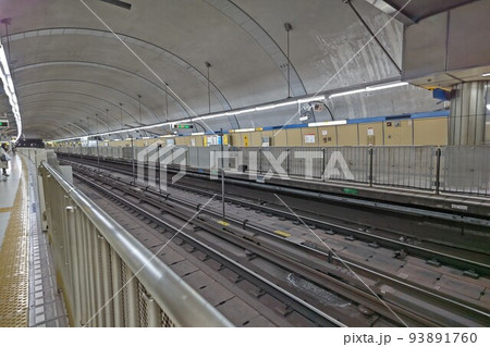 三ツ沢下町駅みつざわしもちょう　横浜市営地下鉄ブルーラインの駅　駅番号はB21 令和4年5月  93891760