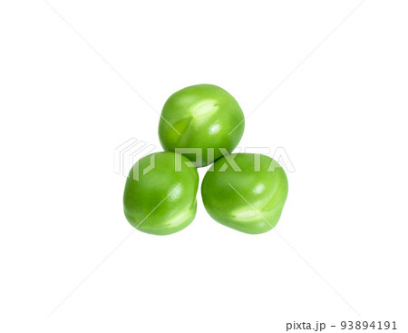 Green peas isolated on white Green peas isolated on white 93894191