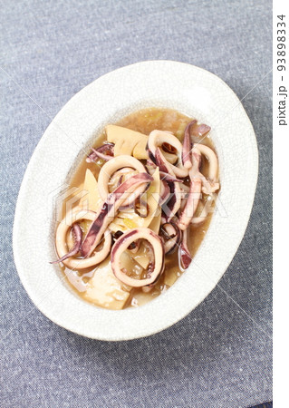 いかと竹の子の辛味炒め いかと竹の子の辛味炒め 93898334