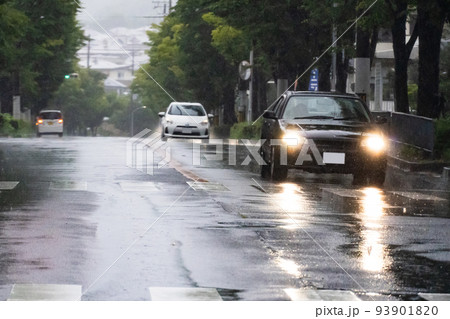 ゲリラ豪雨 イメージ ゲリラ豪雨 イメージ 93901820