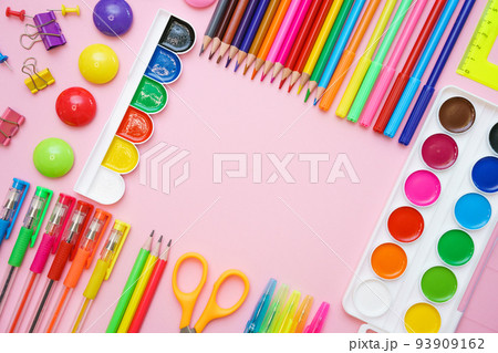 Preparation and study of elementary school children. Bright and colorful school Preparation and study of elementary school children. Bright and colorful school 93909162