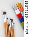 brushes and cosmetics 93911545