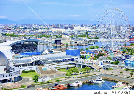 名古屋市　名古屋港ポートビルから眺めた名古屋港水族館の全景 93912861