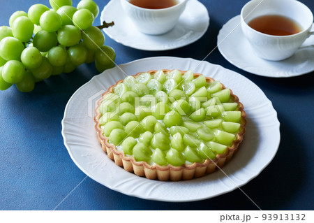 シャインマスカットのチーズケーキタルト シャインマスカットのチーズケーキタルト 93913132