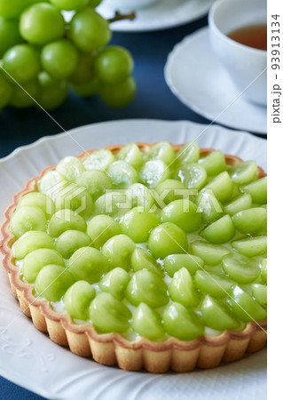 シャインマスカットのチーズケーキタルト 93913134
