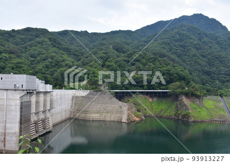 群馬県吾妻郡　八ッ場ダムの風景 93913227