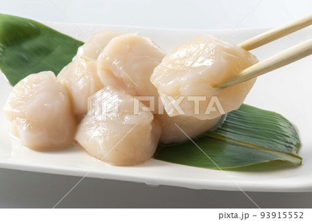 新鮮で美味しいホタテの刺身 93915552